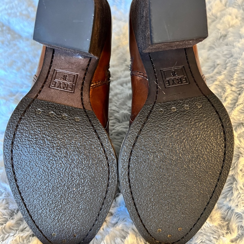 *NWOT* Frye | Patty Riding Bootie | Brown Leather | Size 7M - Picture 7 of 8